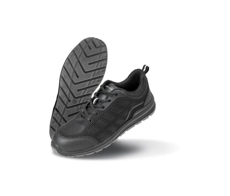 RESULT - ALL BLACK SAFETY TRAINER